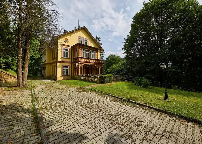 Belvedere-4 By Interhome Апартаменты